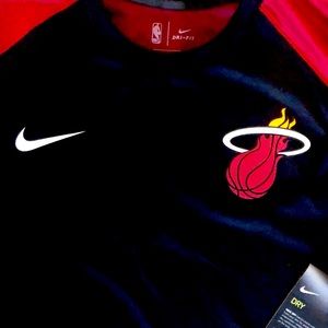 🔥Official Miami Heat warm up shirt🔥